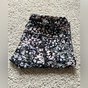 Lululemon Floral Pace Rival Crop